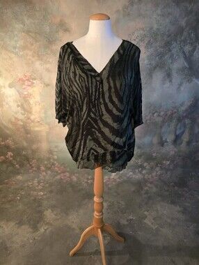 Gigi Moda Seta Zebra Print Kaftan Green And Black Zebra Stripes Italy S